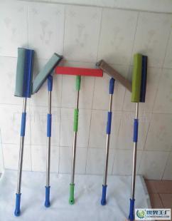 優質玻璃清潔用具 彩色鐵鋼與不銹鋼伸縮兩用窗刷，提升家居清潔效率